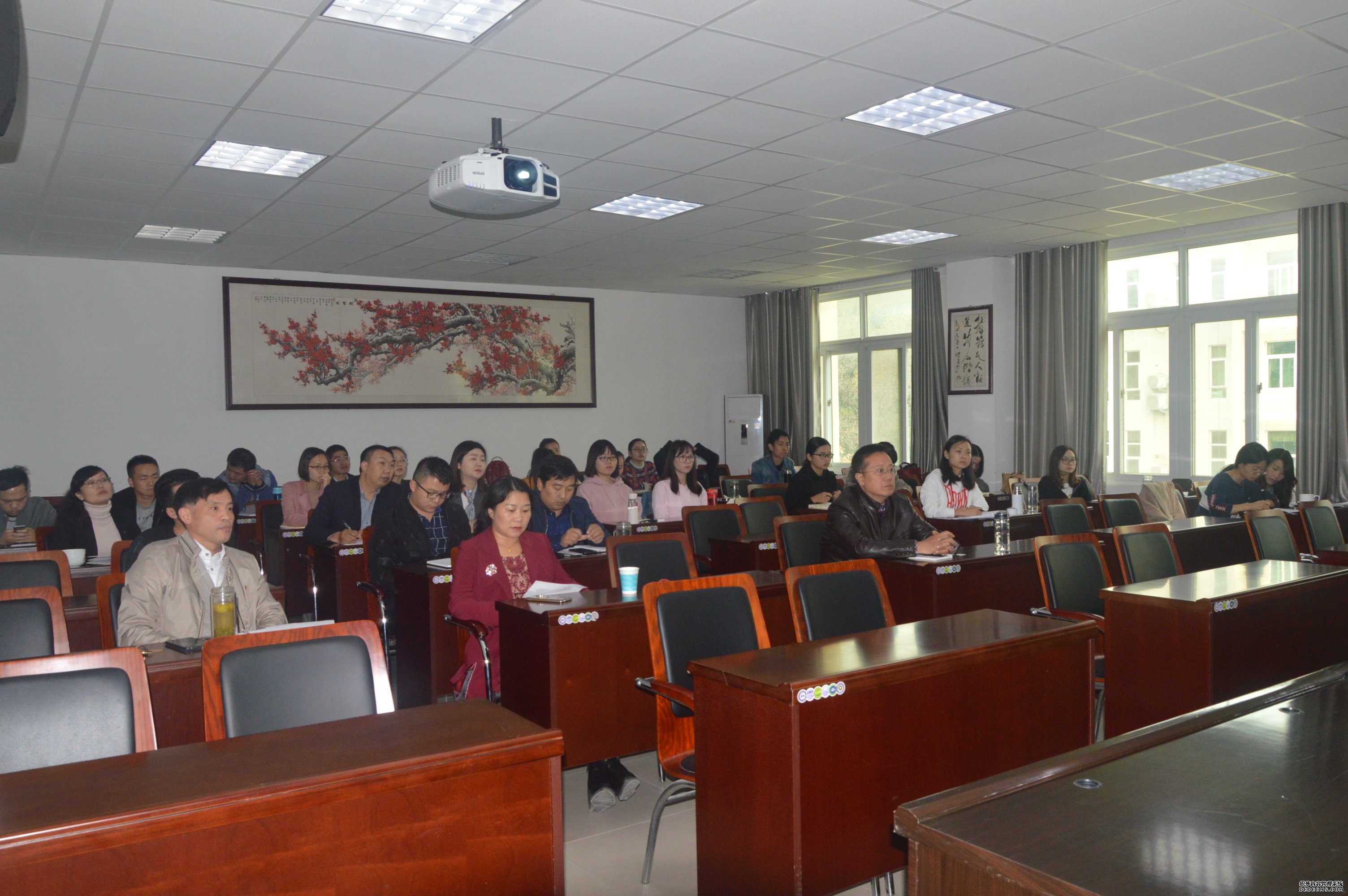 mk体育2017级研究生毕业论文与专业实习汇报会暨学术活动月动员会
